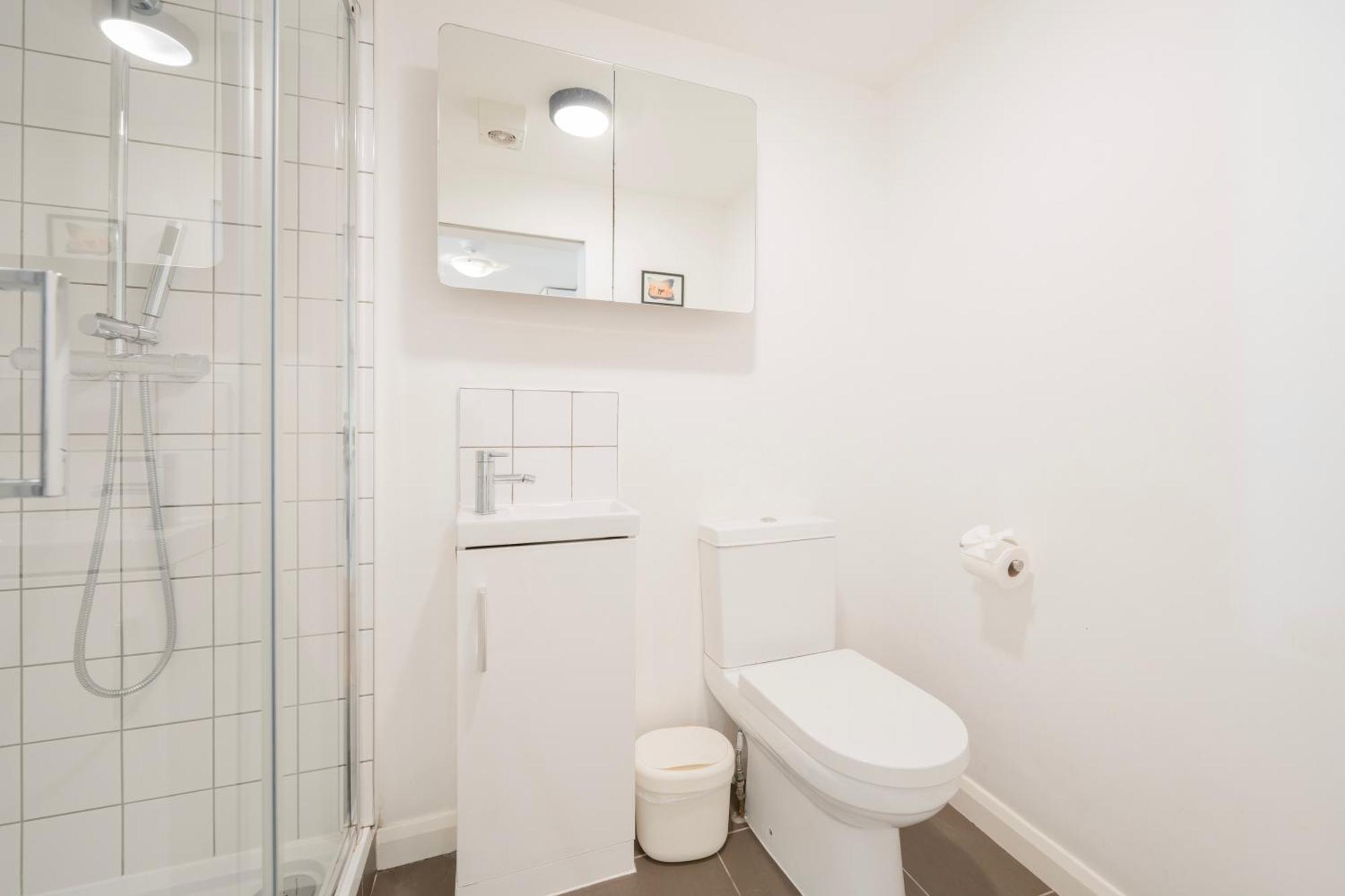 Modern One Bedroom Flat In Central Londra Exterior foto
