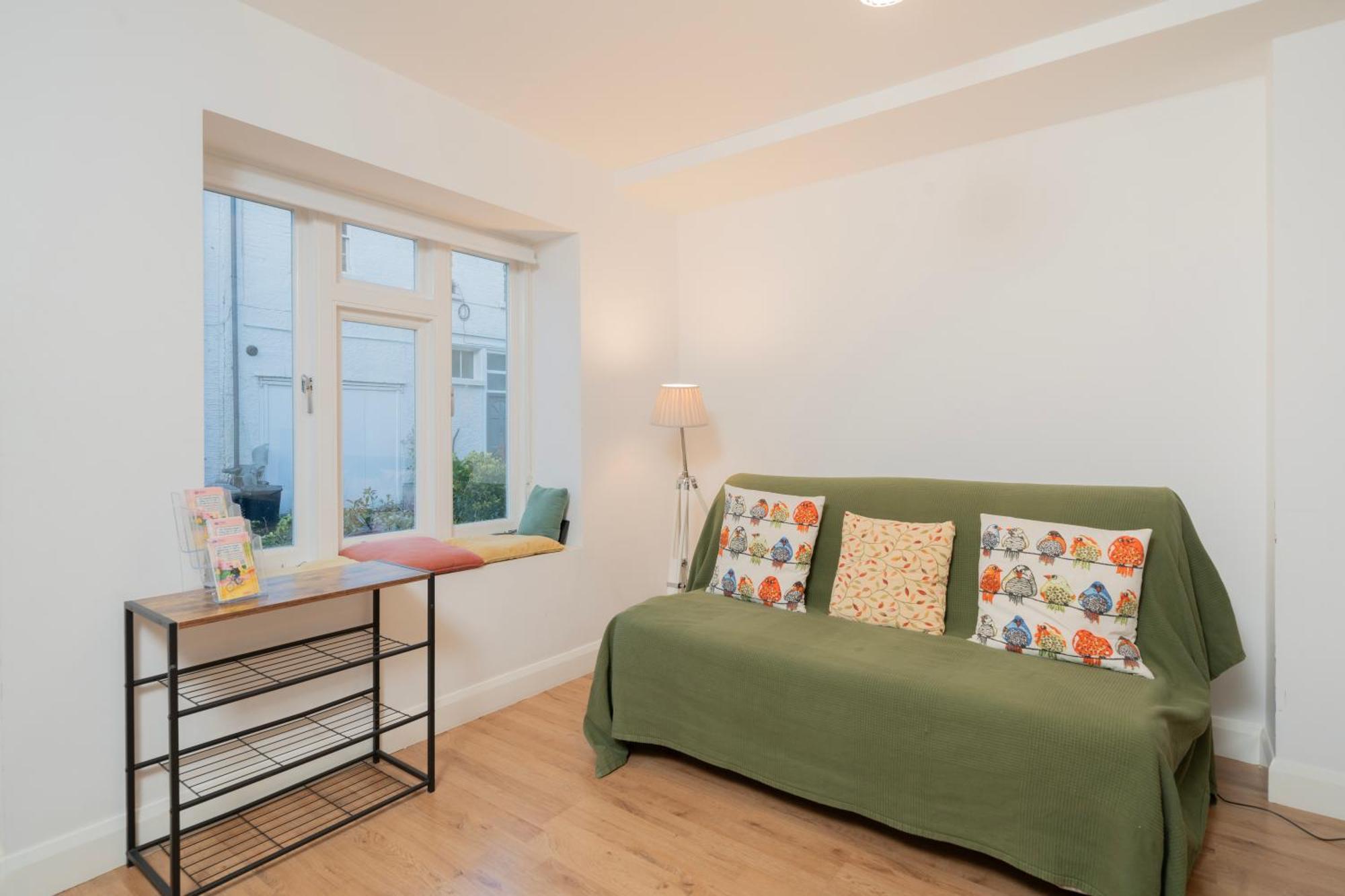 Modern One Bedroom Flat In Central Londra Exterior foto