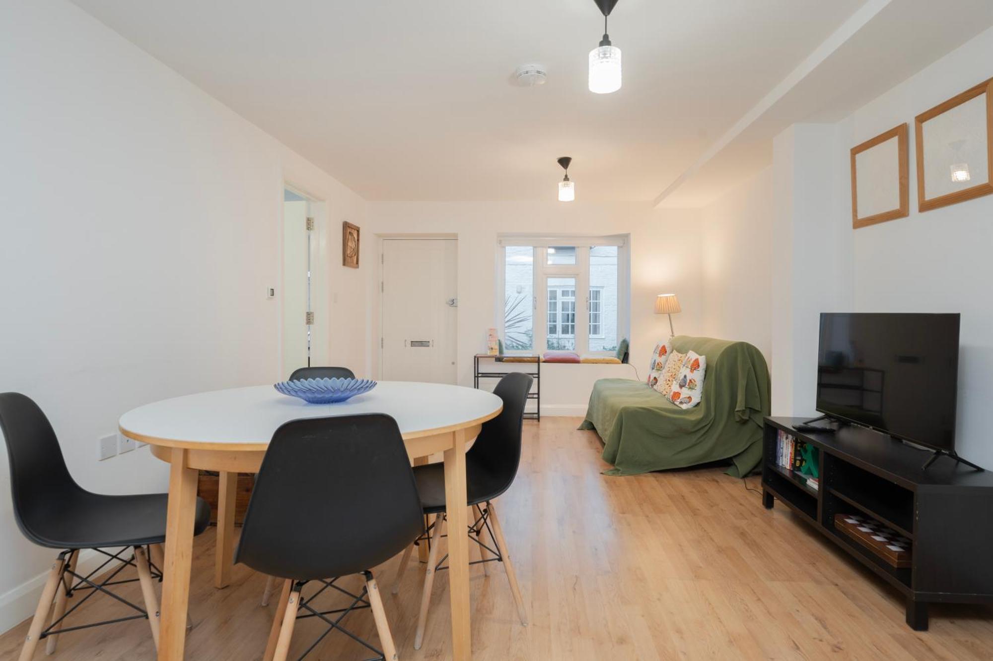 Modern One Bedroom Flat In Central Londra Exterior foto